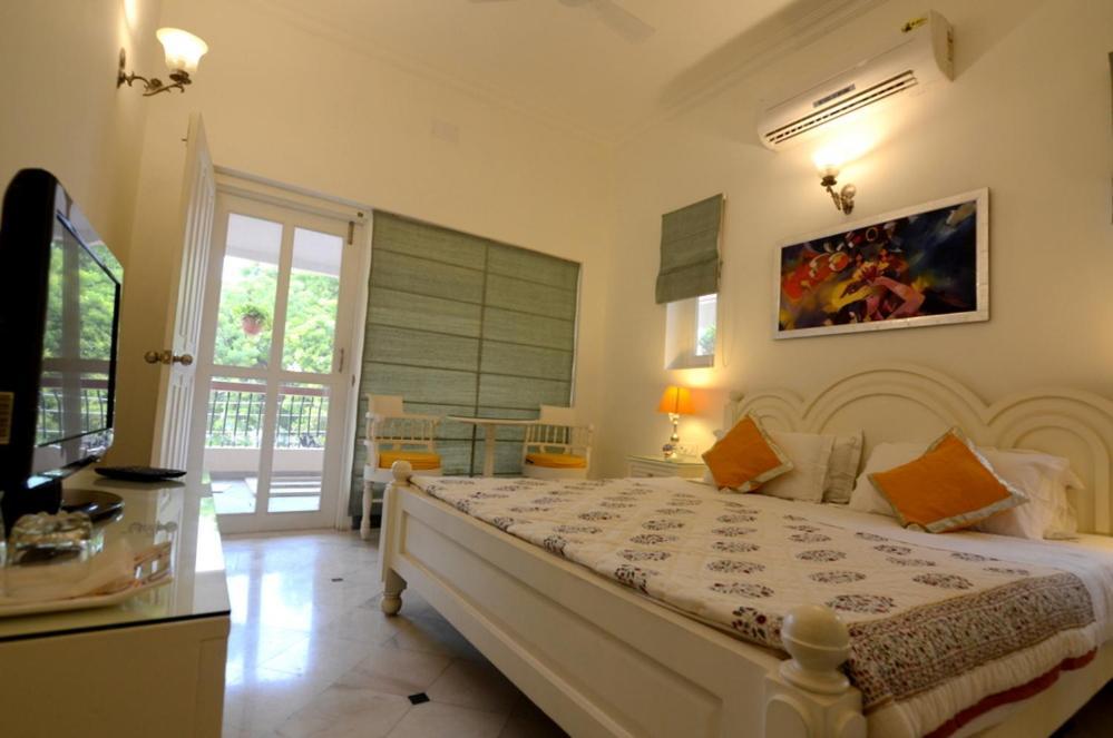 Apartamento Aashray Varanasi Exterior foto